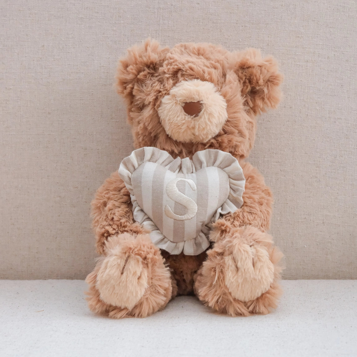 Peluche Teddy - Initiale (ÉDITION LIMITÉE)